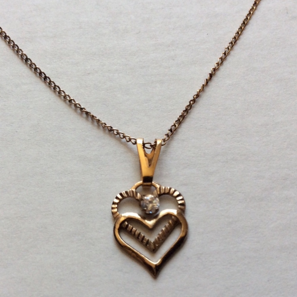 Vintage Classic 14k GP Marked Crystal Heart Necklace 18”